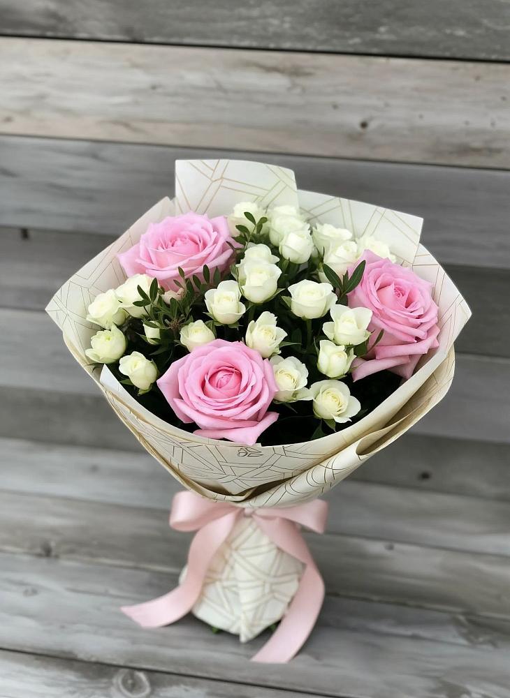 Букет цветов из: Розы в Павлова