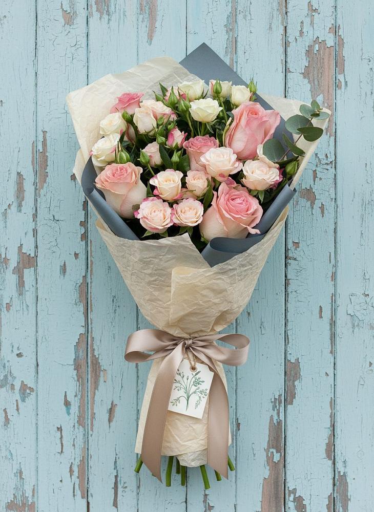 Букет цветов из: Розы в Павлова