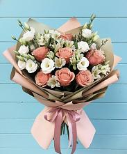 Букет цветов из:  Розы, Альстромерии и Лизиантусы в Павлова