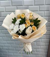 Букет цветов из:  Розы и Хризантемы в Павлова
