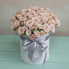 Цветочная композиция из Розы в шляпной коробке в Павлова