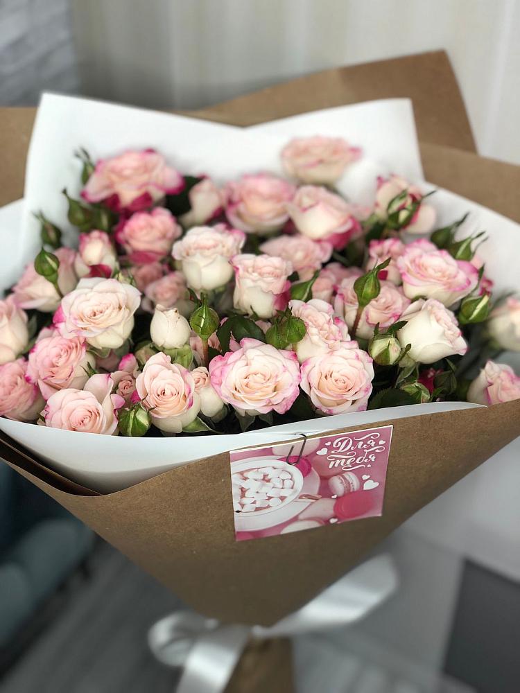 Букет цветов из: Розы в Павлова