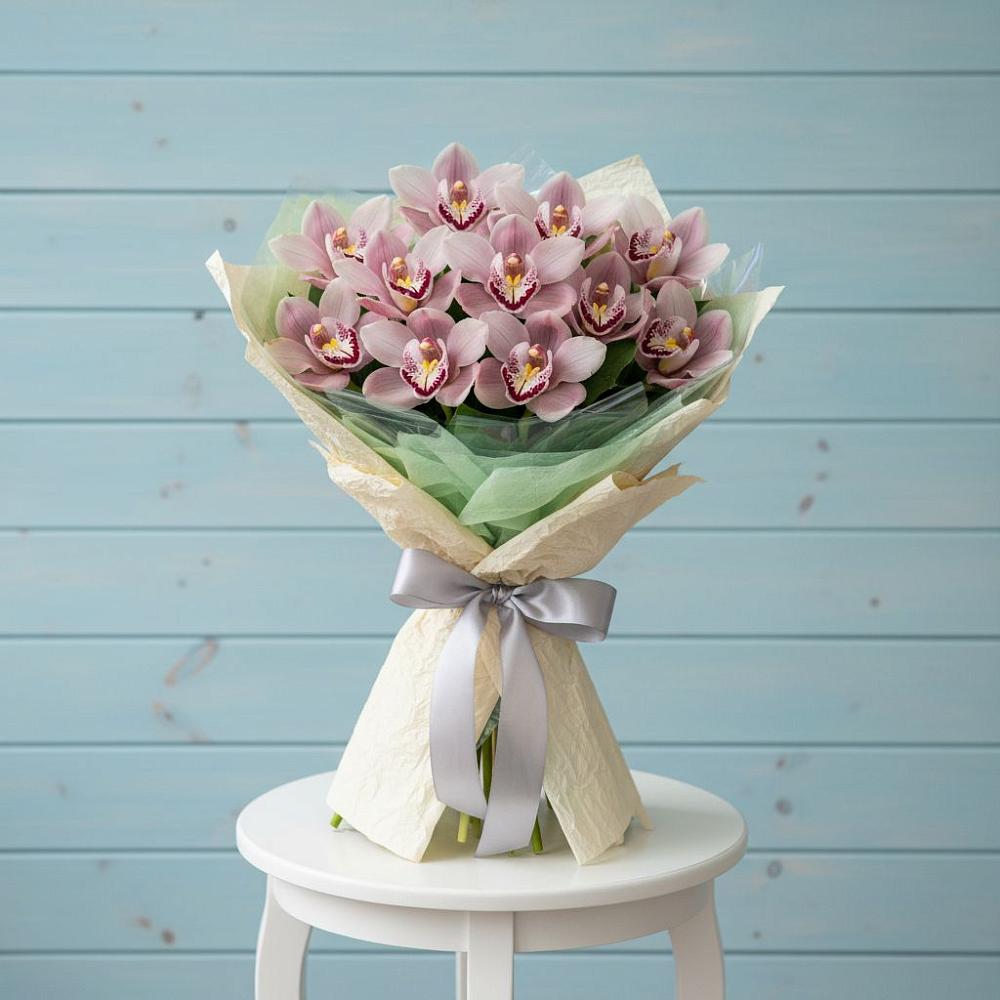 Букет цветов из: Орхидеи и Розы в Павлова