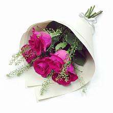 Букет цветов из:  Розы в Павлова