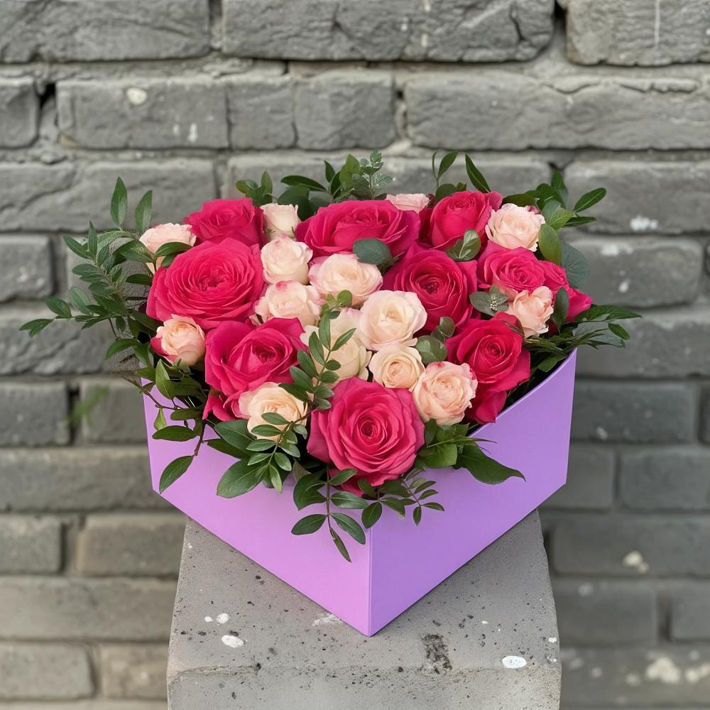 Цветочная композиция из Розы в коробке в Павлова