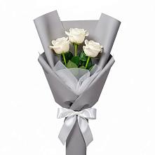 Букет 3 белые розы в Павлова