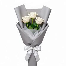 Букет 3 белые розы в Павлова