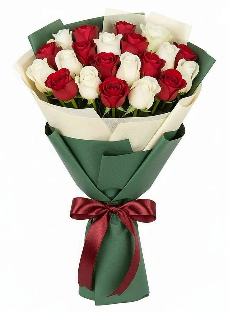 Букет Микс из красных и белых роз в Павлова