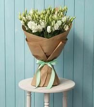 Букет цветов из:  Лизиантусы в Павлова