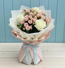 Букет цветов из:  Розы в Павлова
