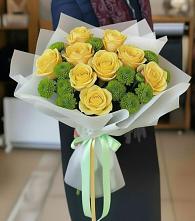 Букет цветов из:  Хризантемы и Розы в Павлова