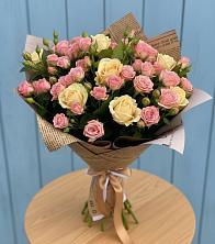 Букет цветов из:  Розы в Павлова