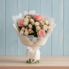 Букет цветов из:  Розы в Павлова