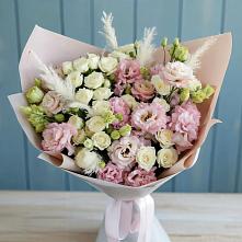 Букет цветов из:  Альстромерии и Розы в Павлова