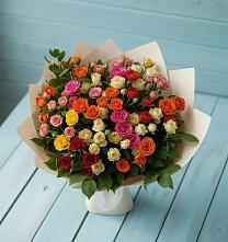 Букет Микс из разноцветных кустовых роз в Павлова