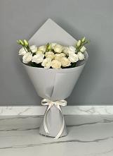 Букет цветов из:  Розы и Лизиантусы в Павлова